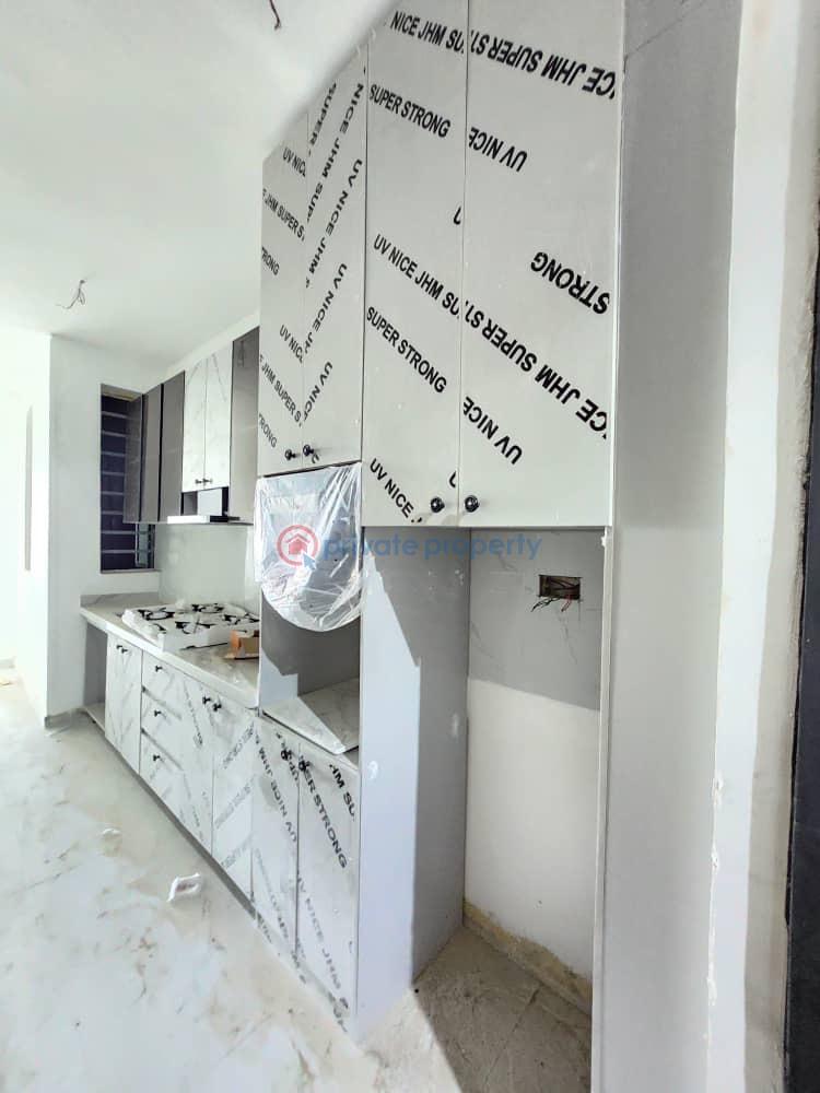 1 bedroom Mini Flat For Sale Lekki Phase 1 Lagos - 3