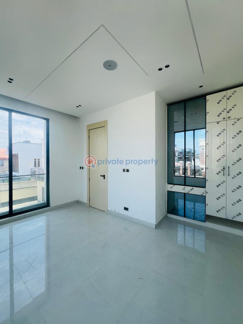 2 bedroom Flat & Apartment For Sale Behind Nike Art Gallery Lekki Phase 1 Lagos - 12