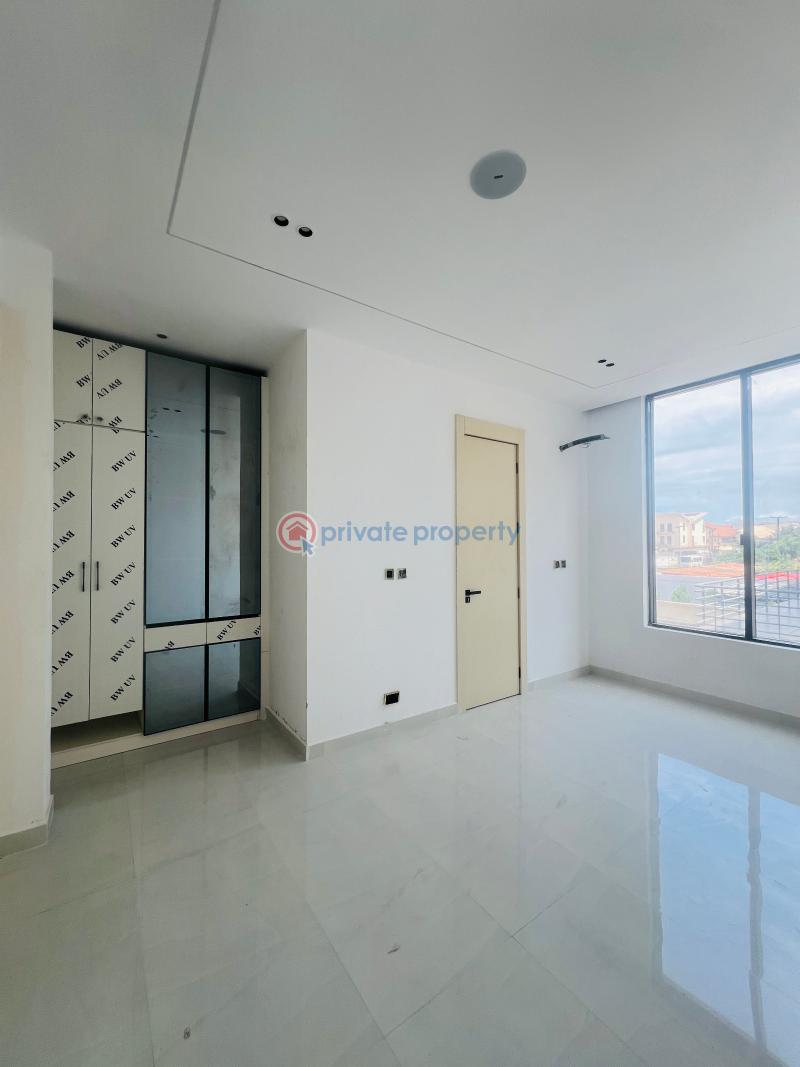 2 bedroom Flat & Apartment For Sale Behind Nike Art Gallery Lekki Phase 1 Lagos - 9