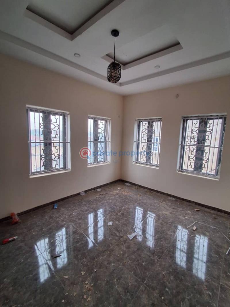 2 bedroom Block Of Flats For Rent 7up Road Oluyole Extension Ibadan Oyo - 2