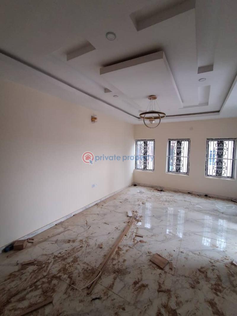 2 bedroom Block Of Flats For Rent 7up Road Oluyole Extension Ibadan Oyo - 3