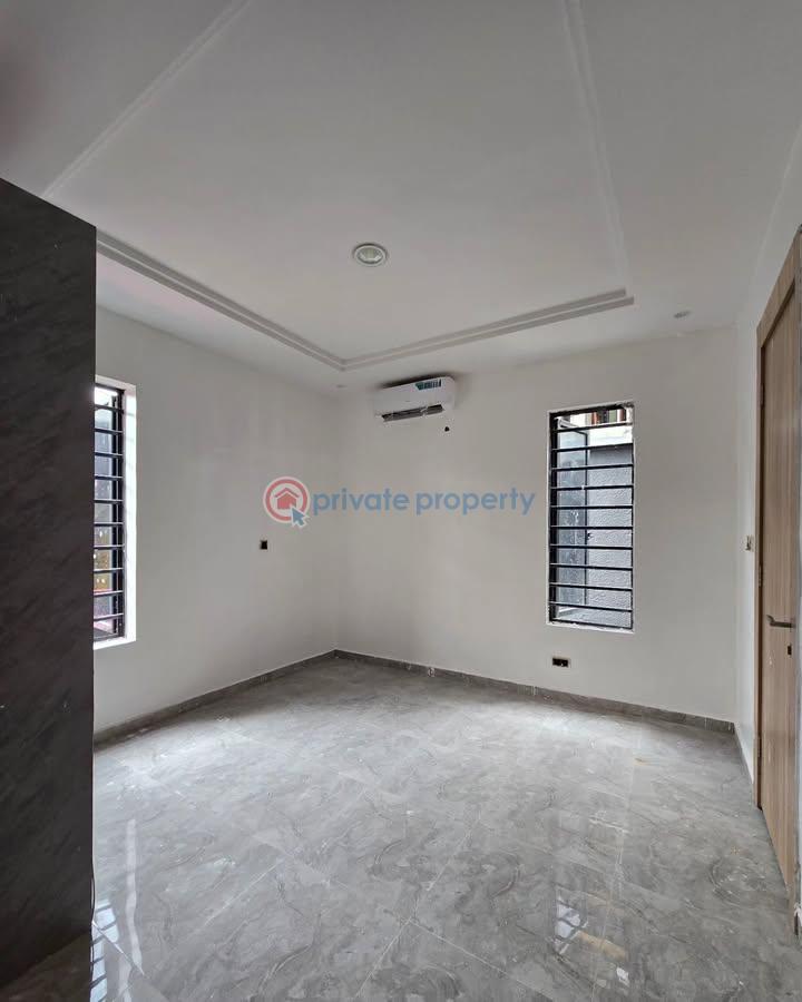 2 bedroom Block Of Flats For Sale Ikate Elegushi Lekki Lagos - 0
