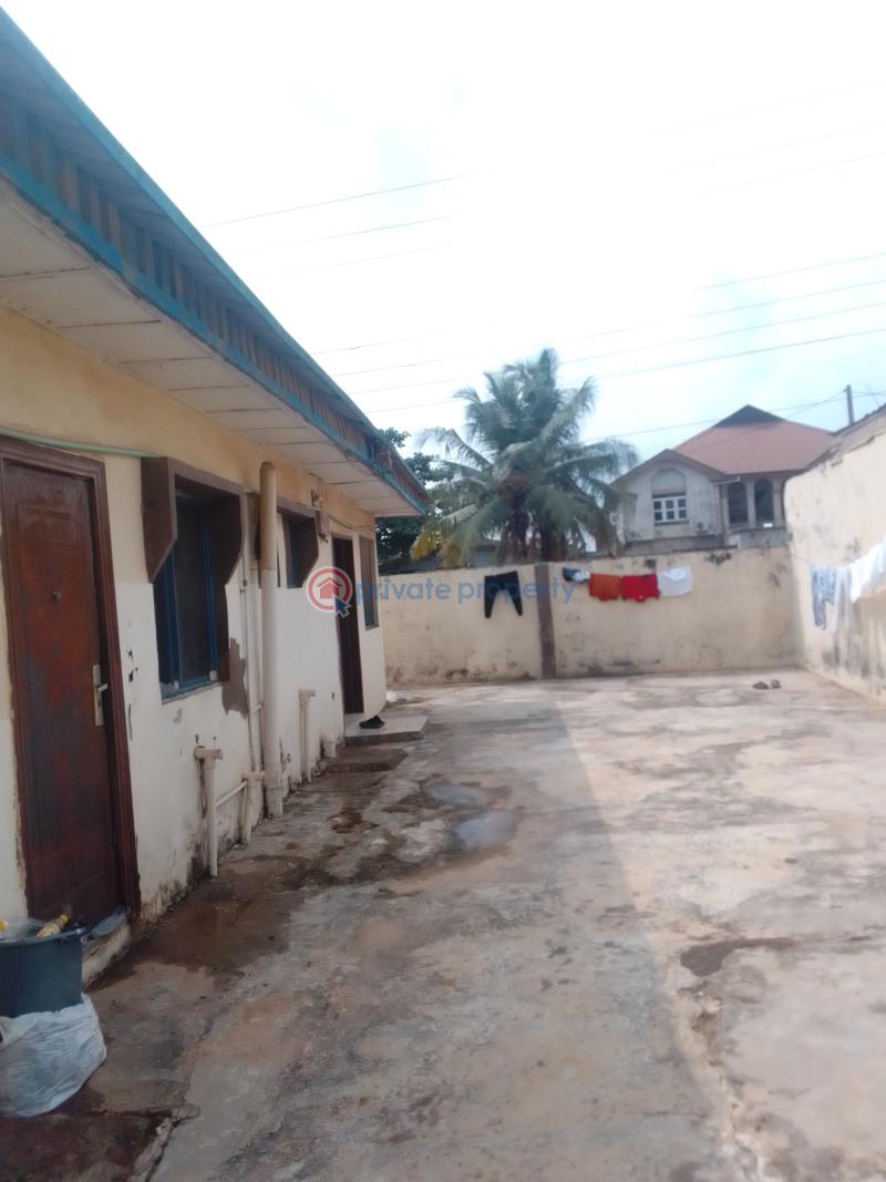 2 bedroom Block Of Flats For Sale Magboro Obafemi Owode Ogun - 4