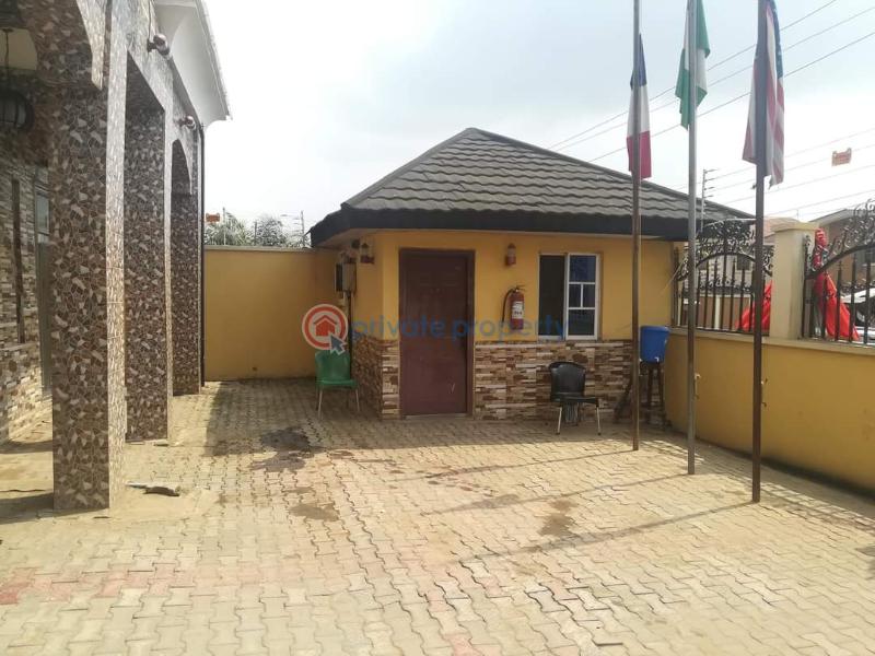 10 bedroom Hotel For Sale Ikotun/Igando Lagos - 1
