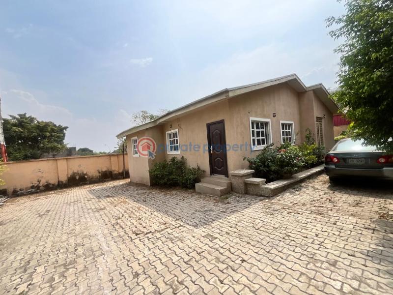 2 bedroom Detached Bungalow For Rent Maitama Abuja Phase 1  - 0