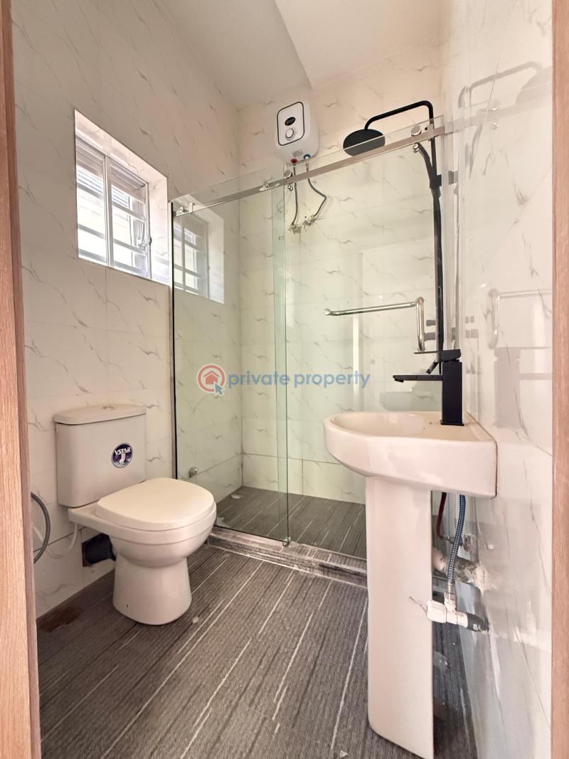 2 bedroom Semi detached Bungalow For Sale Airforce Estate Akobo Ibadan Oyo - 8