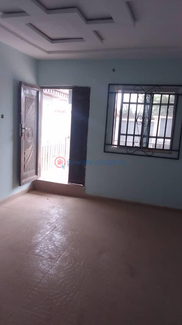 2 bedroom Block Of Flats For Rent Elenusoso, Jericho Extension Ibadan Oyo - 0