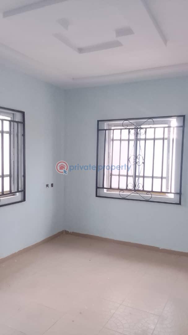 2 bedroom Block Of Flats For Rent Elenusoso, Jericho Extension Ibadan Oyo - 3