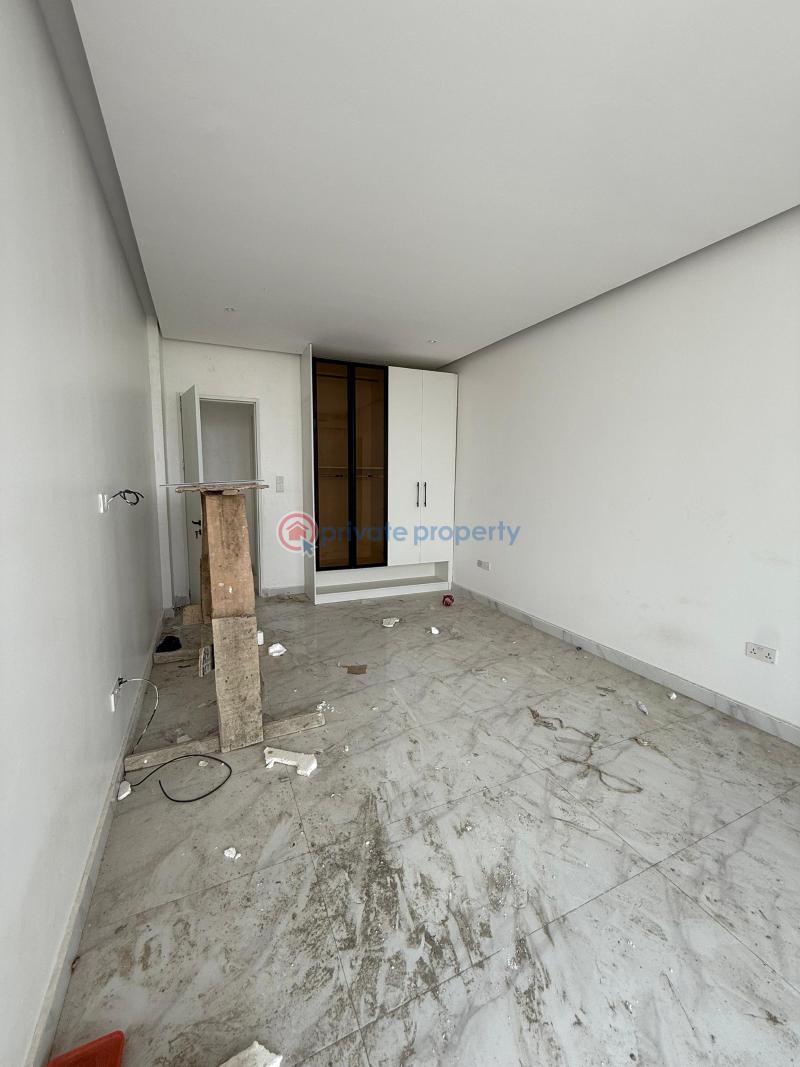 2 bedroom Block Of Flats For Sale With Elevator Lekki Phase 1 Lagos - 1