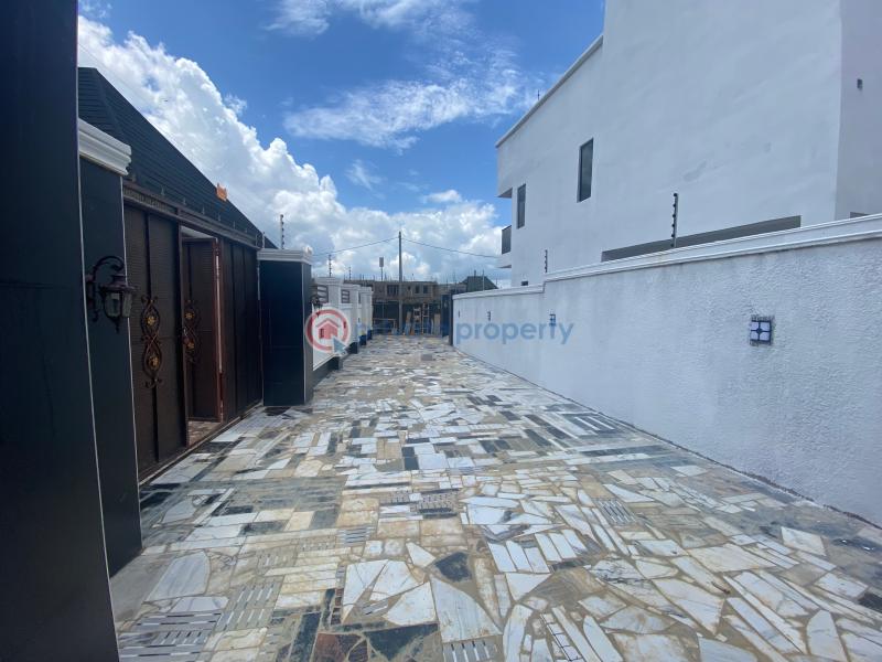 4 bedroom Detached Duplex For Sale Orji, Owerri North Lga, Imo State Owerri Imo - 2