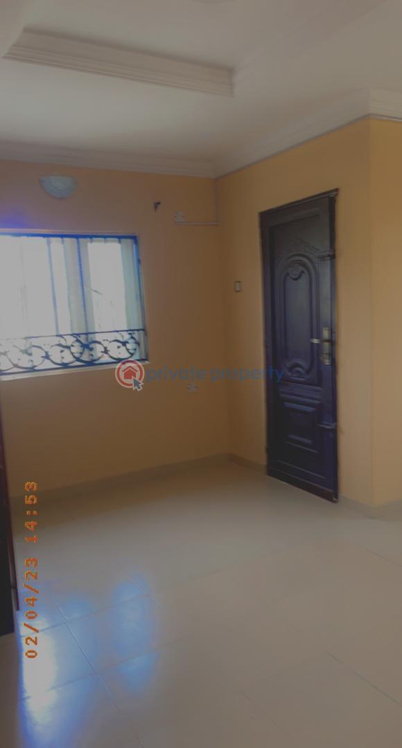 3 bedroom Block Of Flats For Rent Aare Oluyole Estate Oluyole Estate Ibadan Oyo - 2