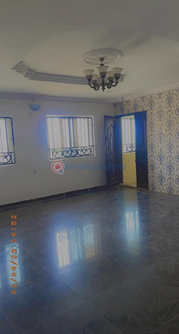 3 bedroom Block Of Flats For Rent Aare Oluyole Estate Oluyole Estate Ibadan Oyo - 0