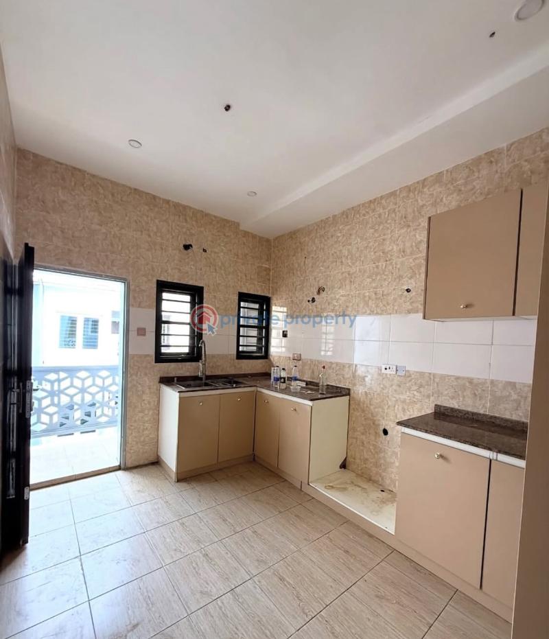 3 bedroom Mini Flat For Rent Jahi Gilmore Jahi Abuja Phase 2  - 2