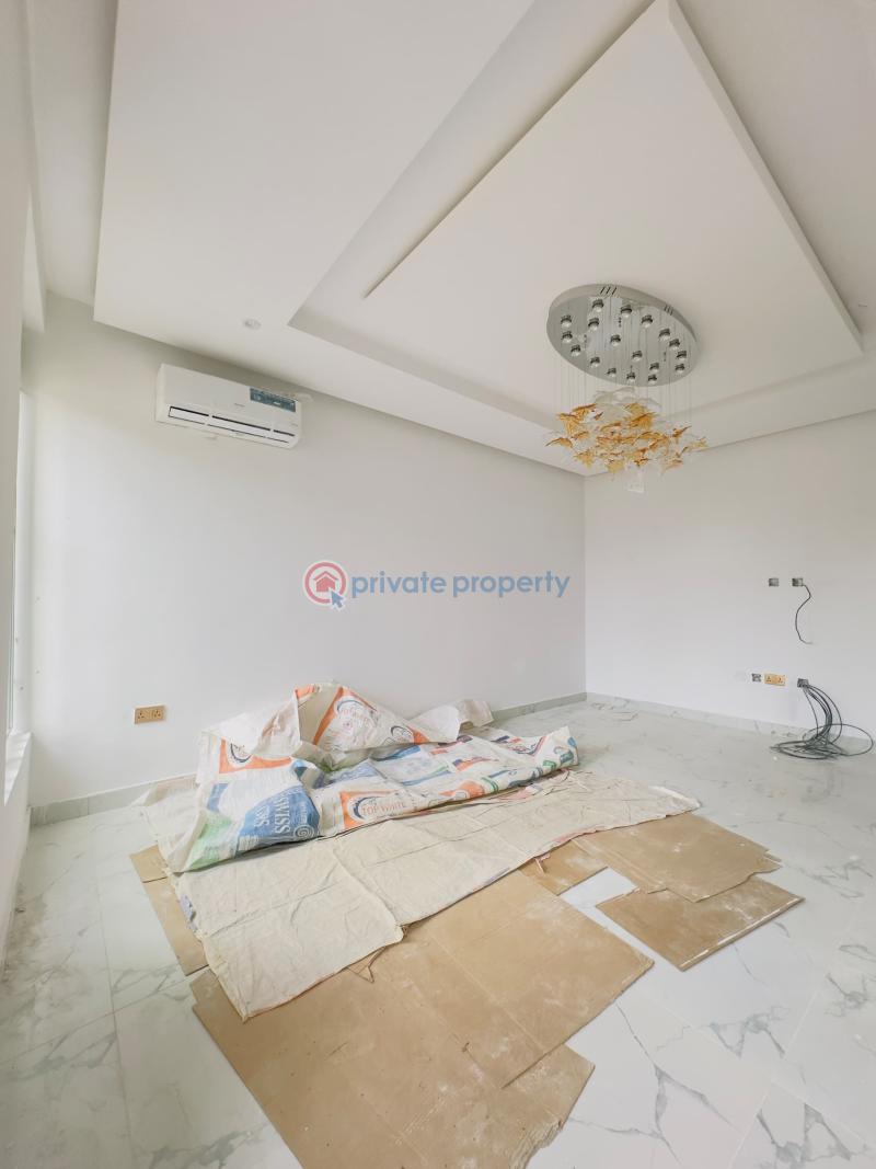 3 bedroom Flat & Apartment For Sale Aerodrome Gra Samonda Ibadan Oyo - 1