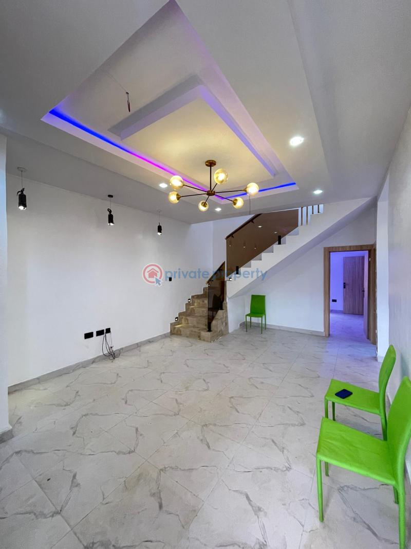 3 bedroom Semi detached Duplex For Sale Yaba Lagos - 5