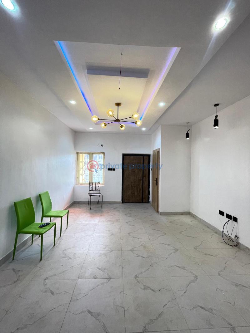 3 bedroom Semi detached Bungalow For Sale Yaba Lagos - 12