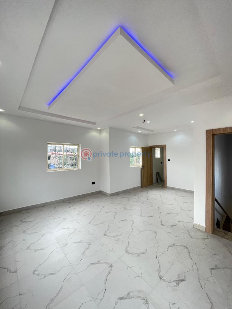 3 bedroom Semi detached Bungalow For Sale Yaba Lagos - 6