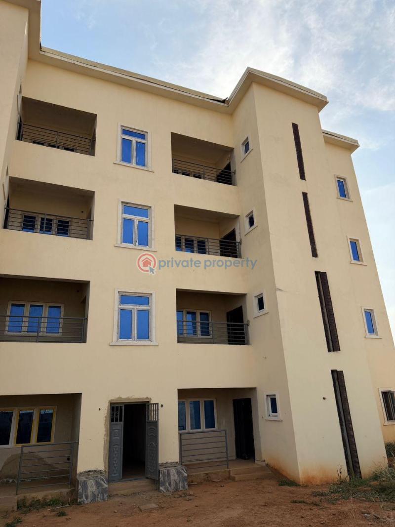 3 bedroom Block Of Flats For Sale Jahi Abuja Phase 2  - 3