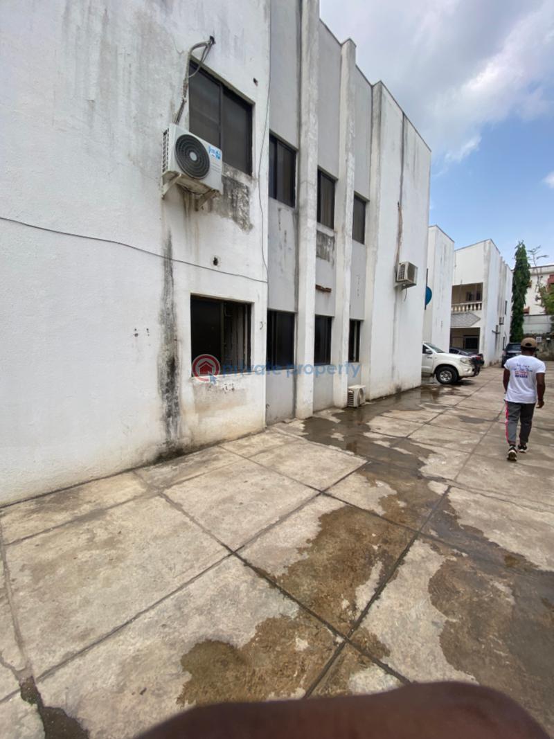 3 bedroom Block Of Flats For Rent Wuse II Abuja Phase 1  - 6