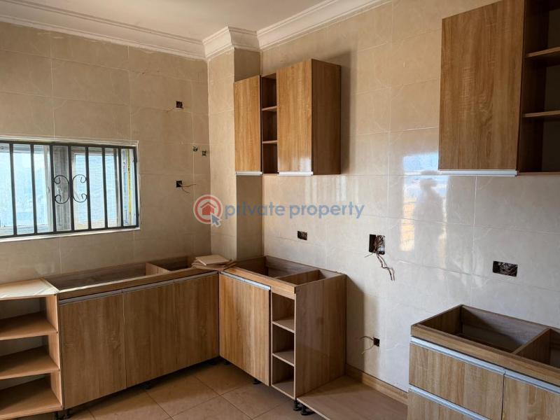 3 bedroom Block Of Flats For Sale Jahi Abuja Phase 2  - 2