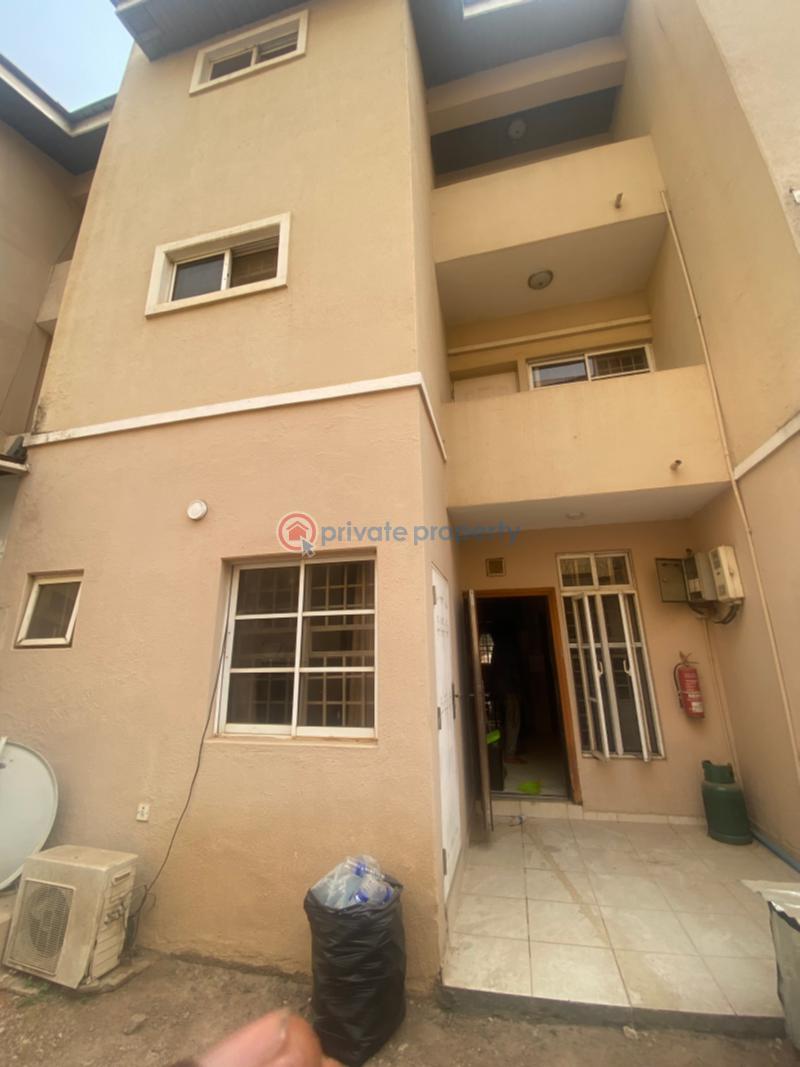 3 bedroom Terraced Duplex For Sale Wuye Abuja Phase 2  - 12