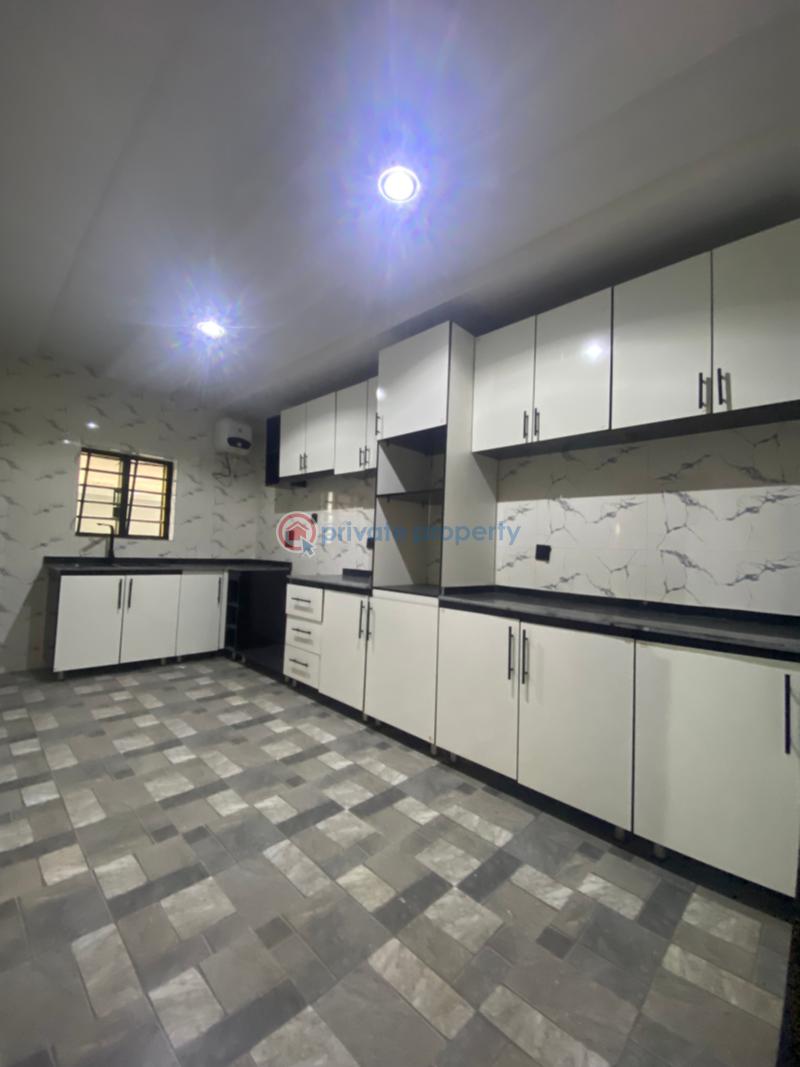 4 bedroom Bungalow For Sale Umunyeali Mbieri, Off Spibat Str. Owerri Owerri Imo - 11
