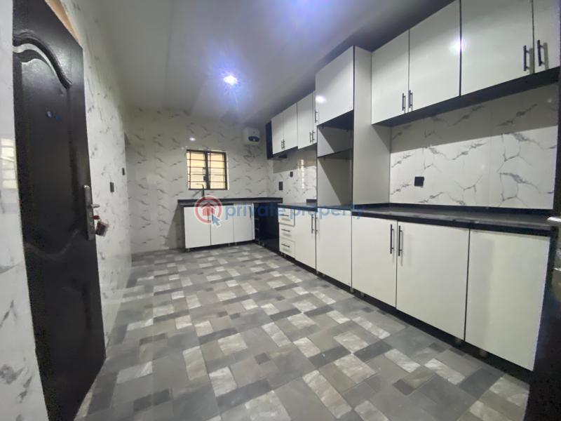 4 bedroom Bungalow For Sale Umunyeali Mbieri, Off Spibat Str. Owerri Owerri Imo - 12