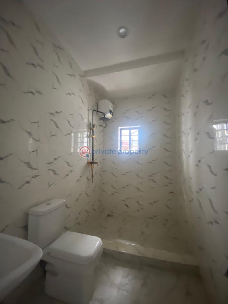 4 bedroom Bungalow For Sale Umunyeali Mbieri, Off Spibat Str. Owerri Owerri Imo - 18