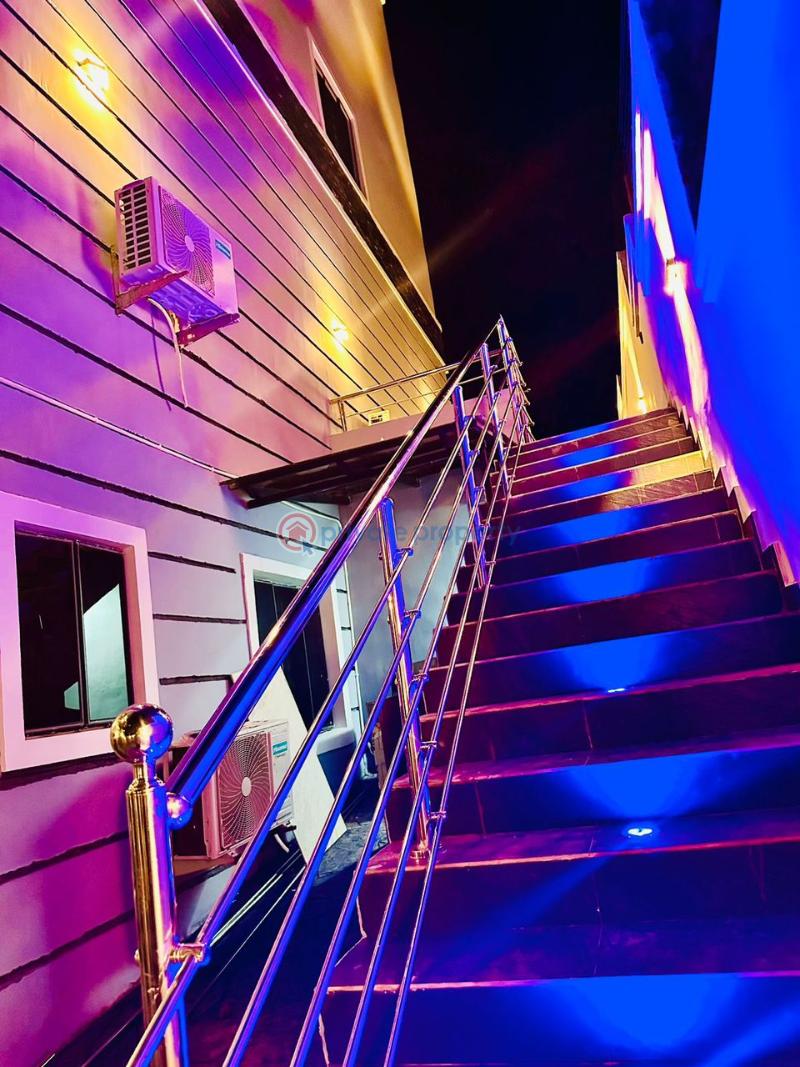 4 bedroom Detached Duplex For Sale Guzape Abuja Phase 1  - 3