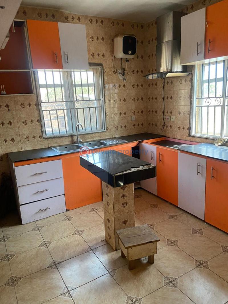 4 bedroom Duplex For Rent Gbokoniyi Gra Oke Mosan Abeokuta Ogun - 3