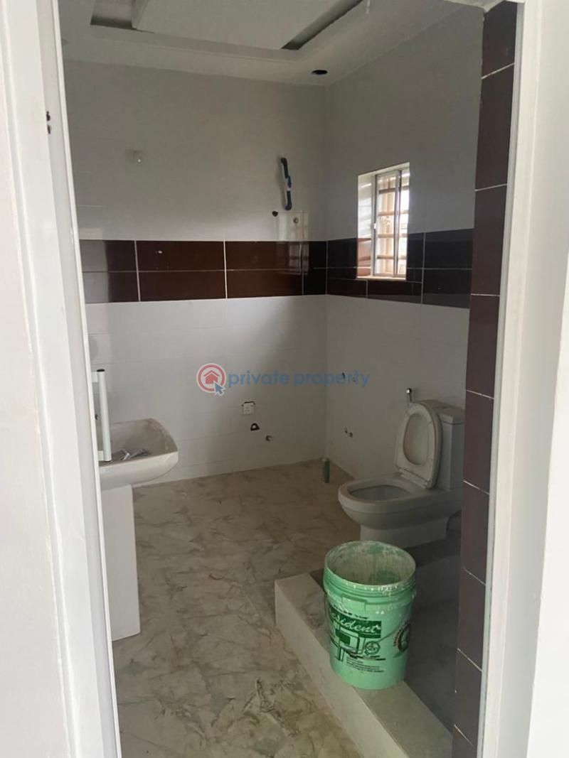 For sale 4 bedroom Duplex High Castle Estate, P&t Boystown, Ipaja