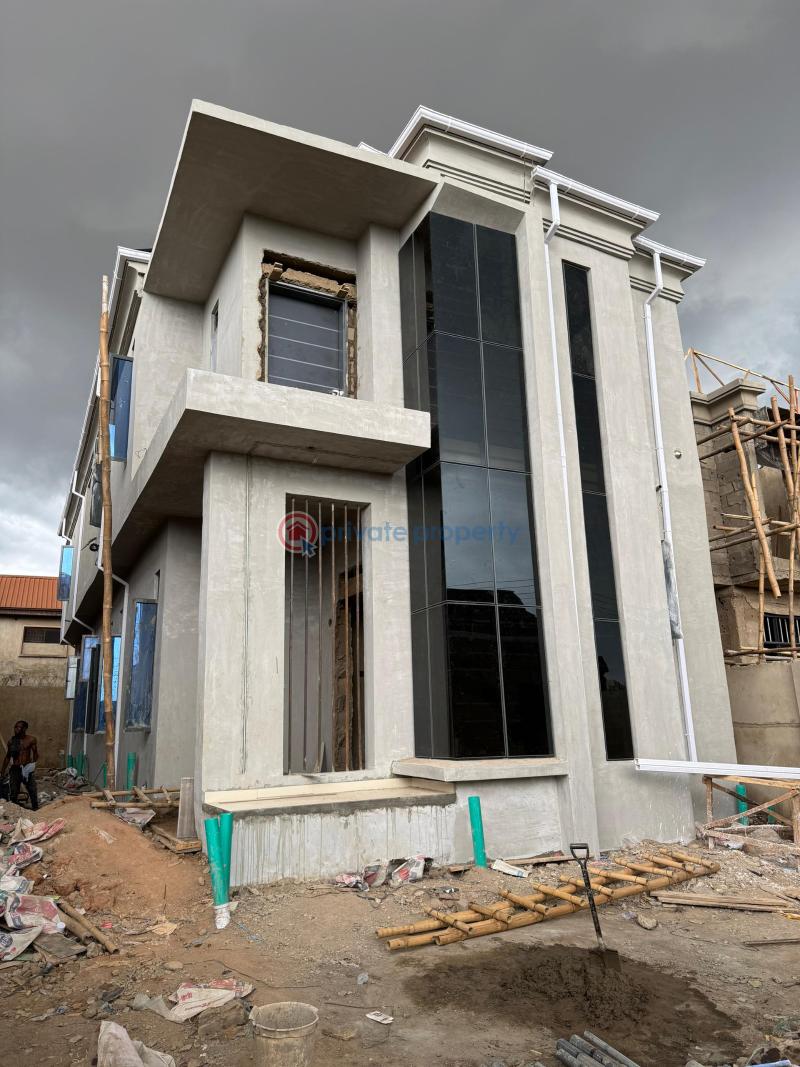 House For Sale Location: Okebadan Estate, Akala Way Akobo Ibadan. Ibadan Oyo