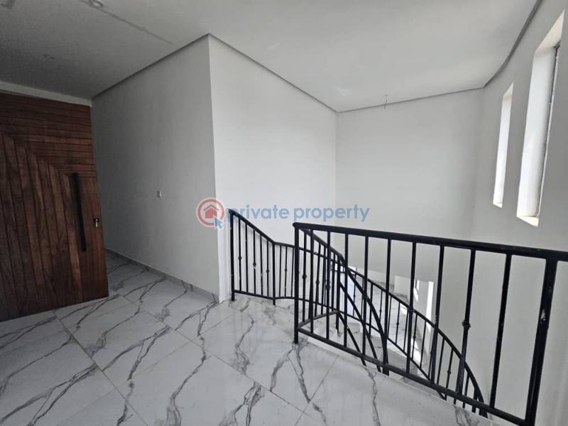 Maisonette For Sale Victoria Island Lagos - 9