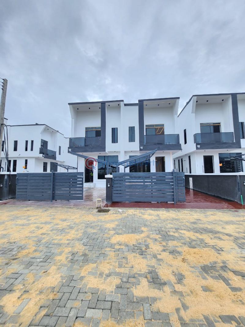 4 bedroom Semi detached Duplex For Sale Orchid Road Chevron Drive Lekki Lagos - 1