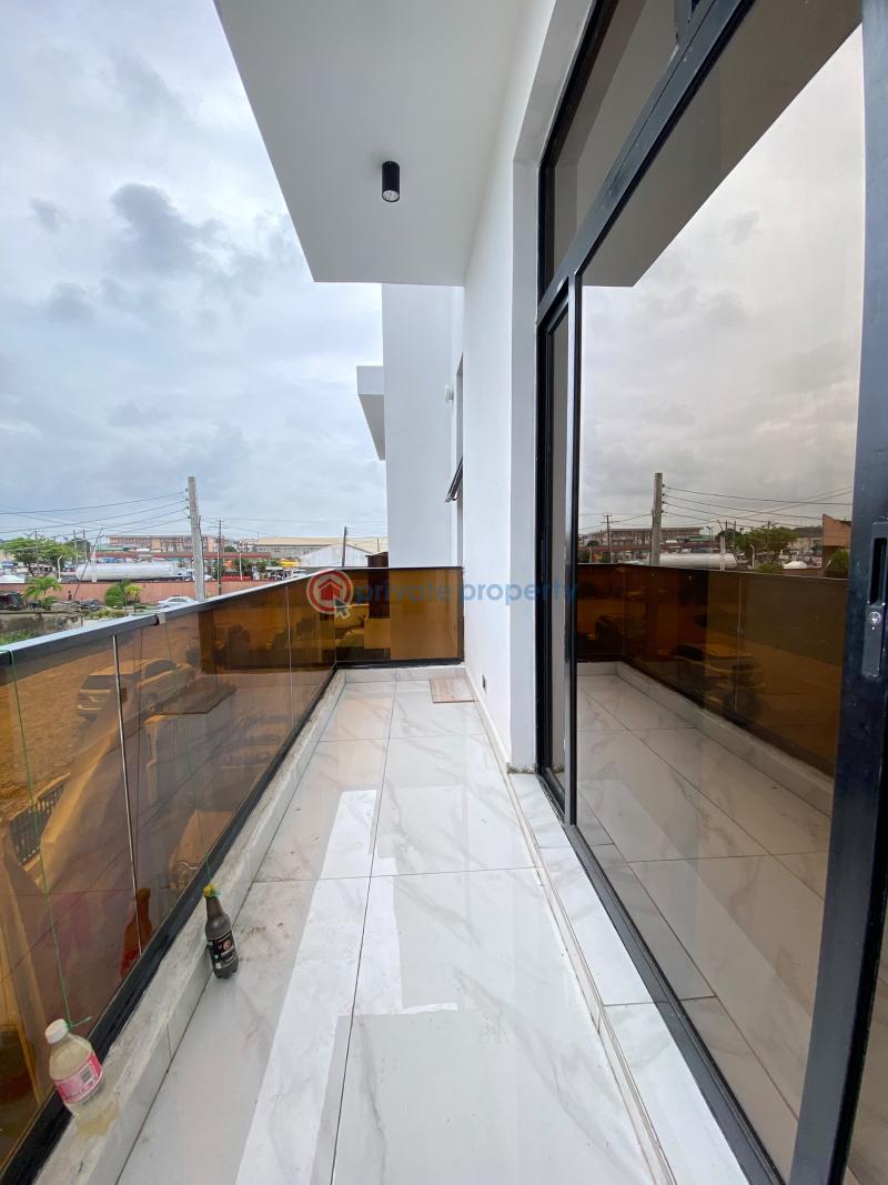 4 bedroom Semi detached Duplex For Sale Sangotedo Ibeju-Lekki Lagos - 9