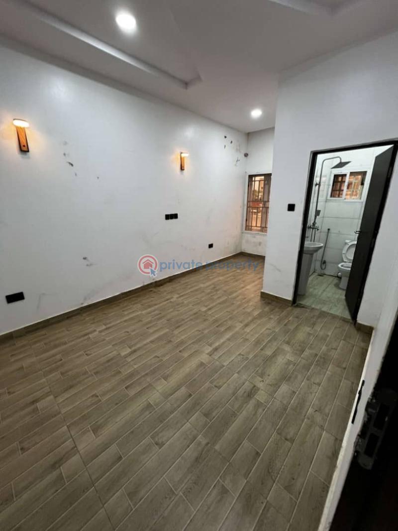 Tastefully built 4 bedroom terrace duplex + bq | guzape - 7 4 bedroom Terraced Duplex For Rent Guzape Abuja Phase 1  - 7