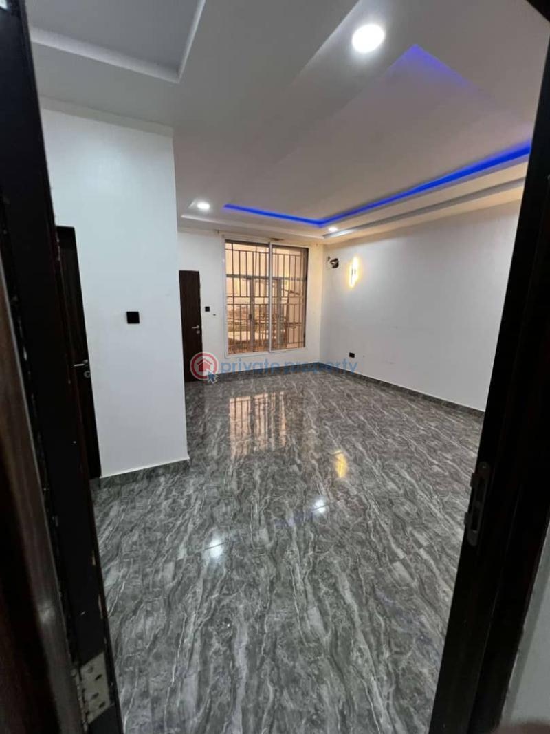 Tastefully built 4 bedroom terrace duplex + bq | guzape - 4 4 bedroom Terraced Duplex For Rent Guzape Abuja Phase 1  - 4