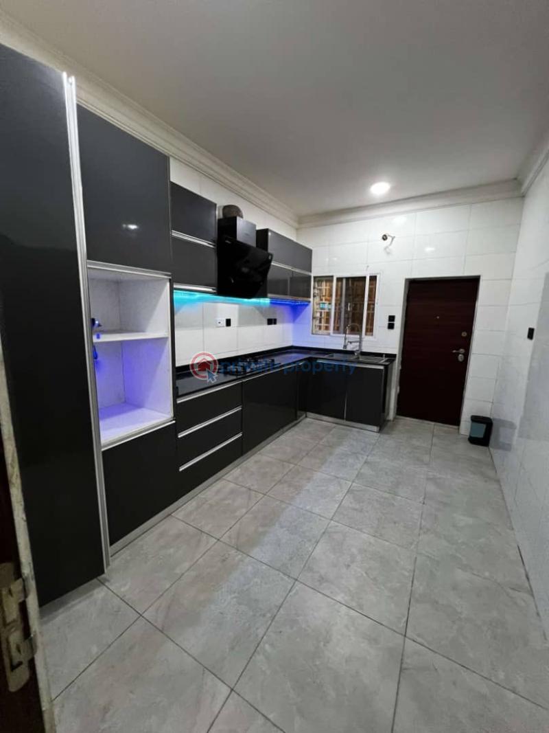 Tastefully built 4 bedroom terrace duplex + bq | guzape - 9 4 bedroom Terraced Duplex For Rent Guzape Abuja Phase 1  - 9