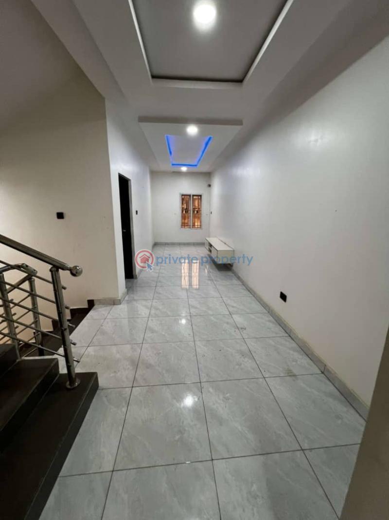 Tastefully built 4 bedroom terrace duplex + bq | guzape - 6 4 bedroom Terraced Duplex For Rent Guzape Abuja Phase 1  - 6