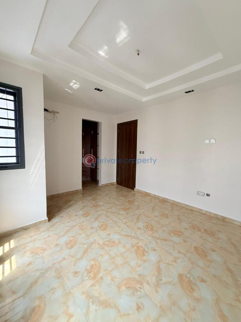 4 bedroom Terraced Duplex For Sale Osapa Lekki Lagos - 18