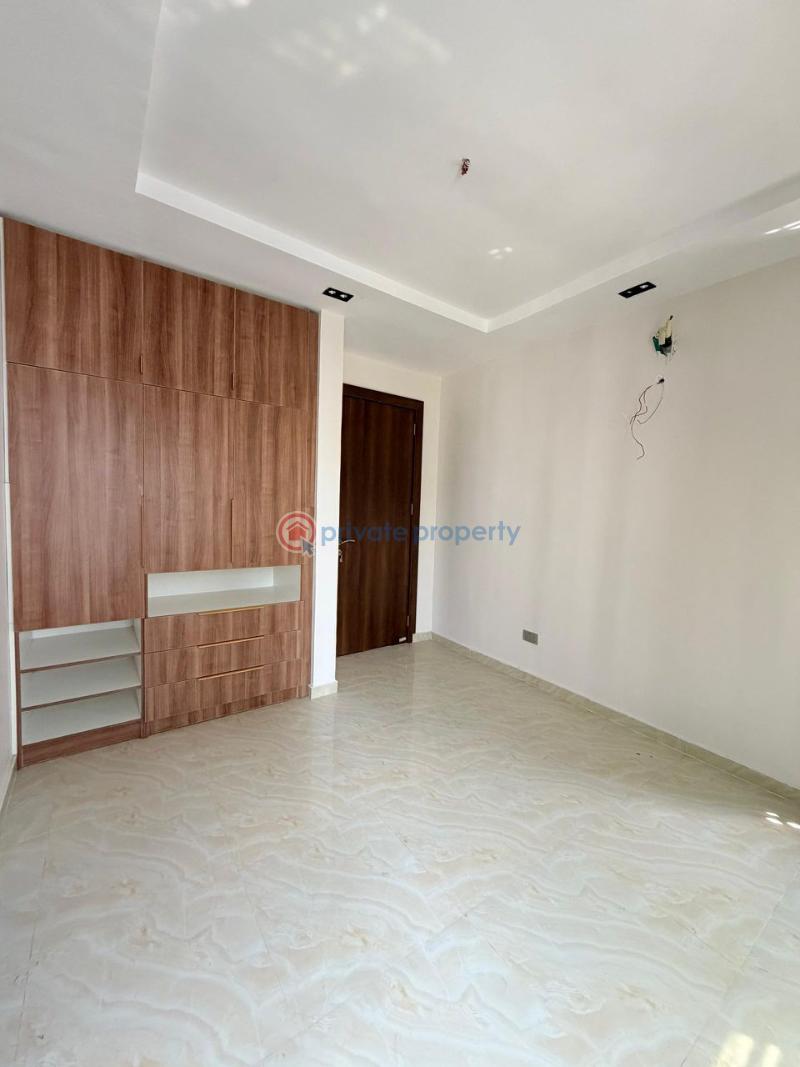 4 bedroom Terraced Duplex For Sale Osapa Lekki Lagos - 7