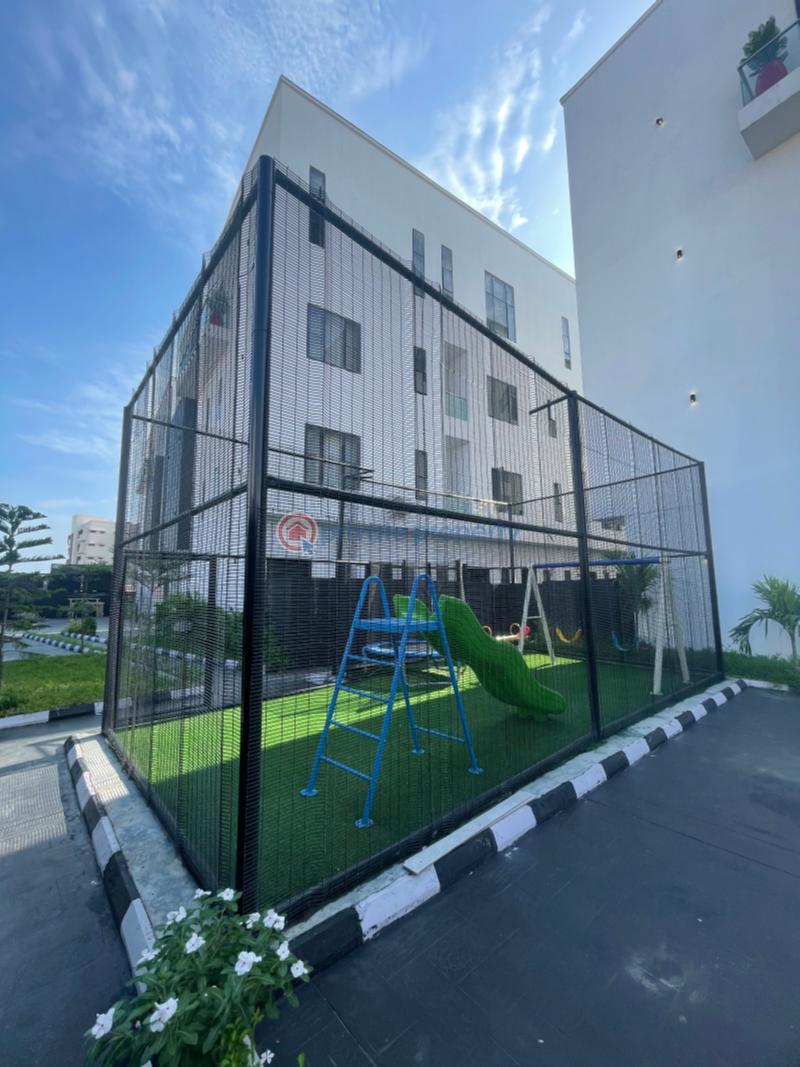 Tastefully built 4 bedroom terrace duplex with pool gym and children’s play area - 11 4 bedroom Terraced Duplex For Sale Ikate Elegushi Lekki Lagos - 11