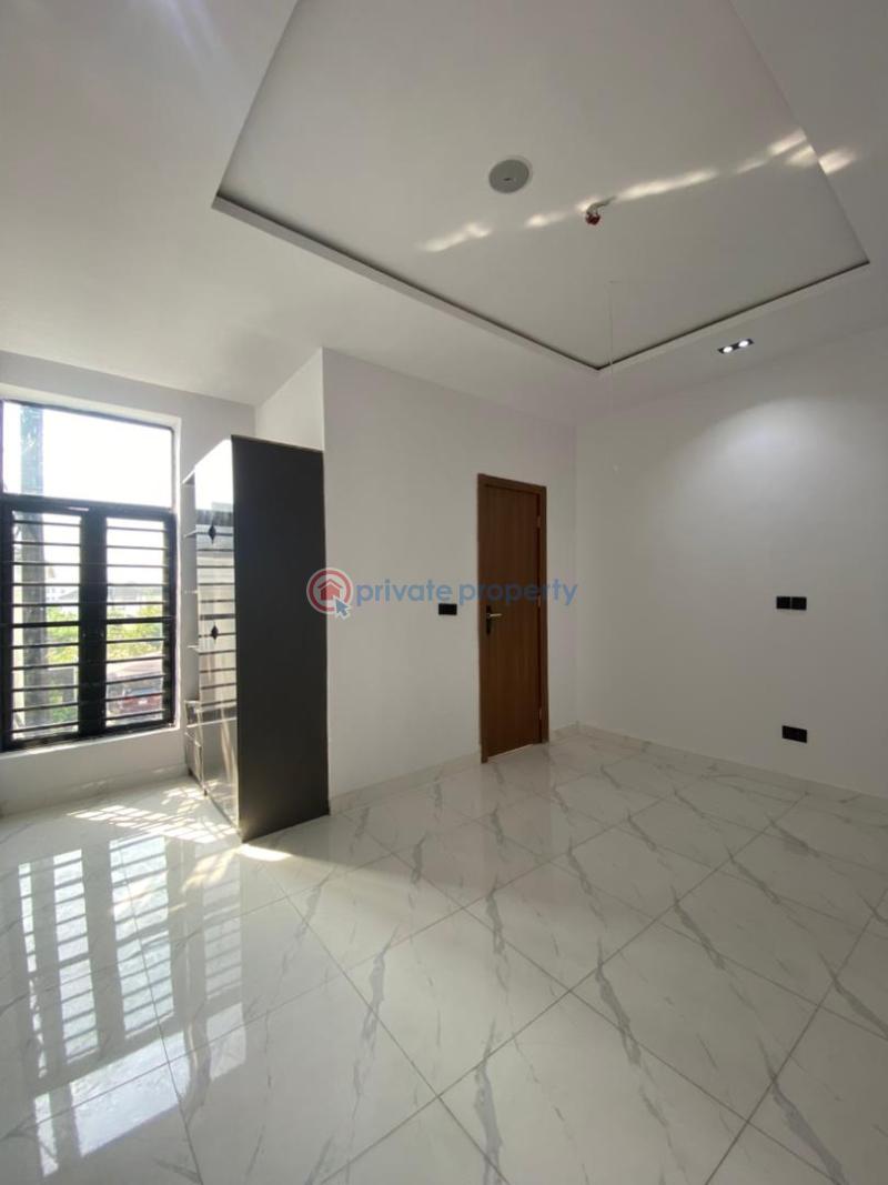 4 bedroom Terraced Duplex For Sale Mobil Road Lekki Scheme 2 Ajah Lagos - 4