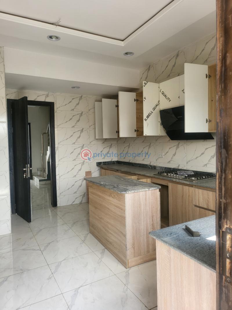 4 bedroom Terrace For Sale Kofoworola, Okupe Estate Mende Maryland Lagos - 3