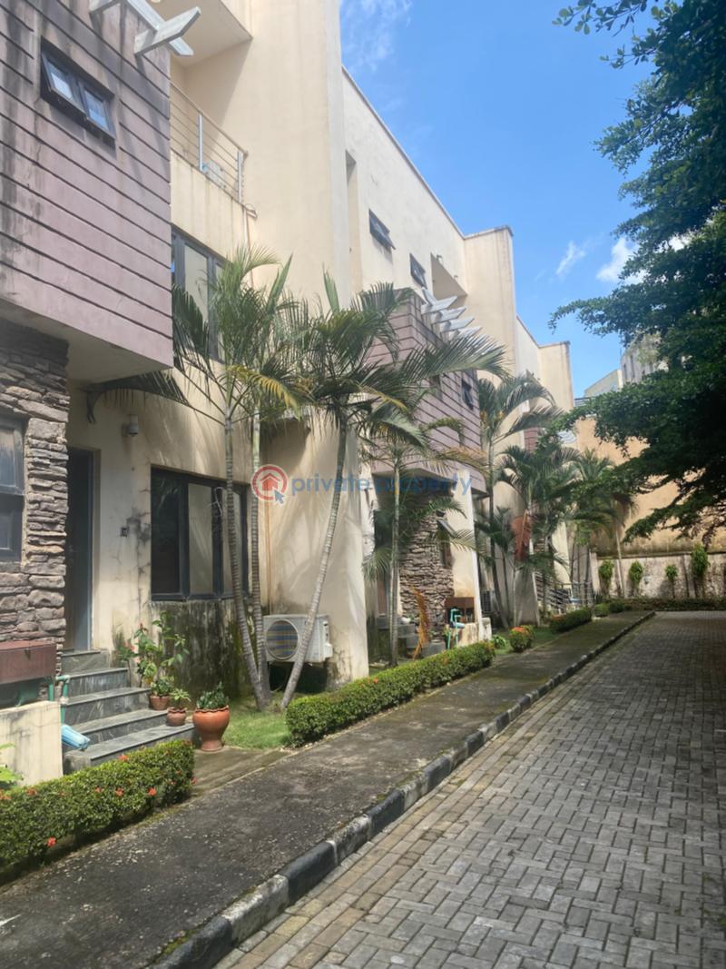 4 bedroom Terraced Duplex For Rent Guzape Abuja Phase 1  - 0