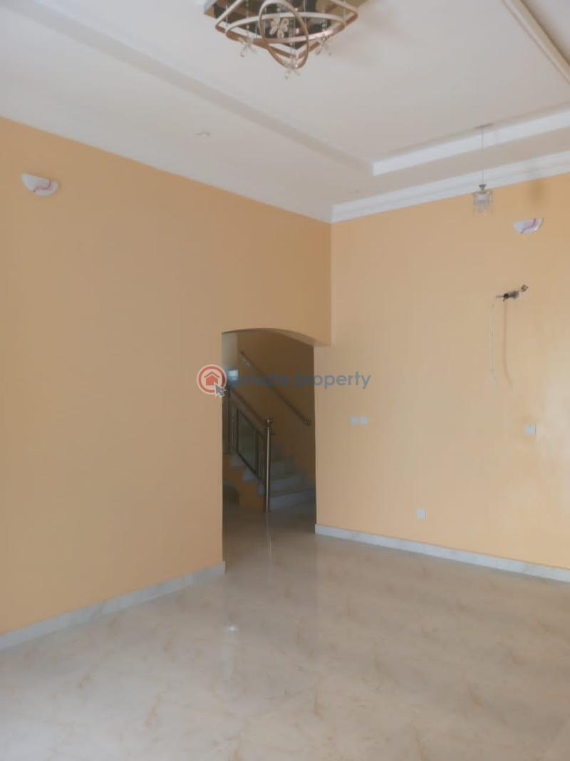 4 bedroom Detached Bungalow For Sale Mayfair Gardens Estate Awoyaya Ajah Lagos - 12