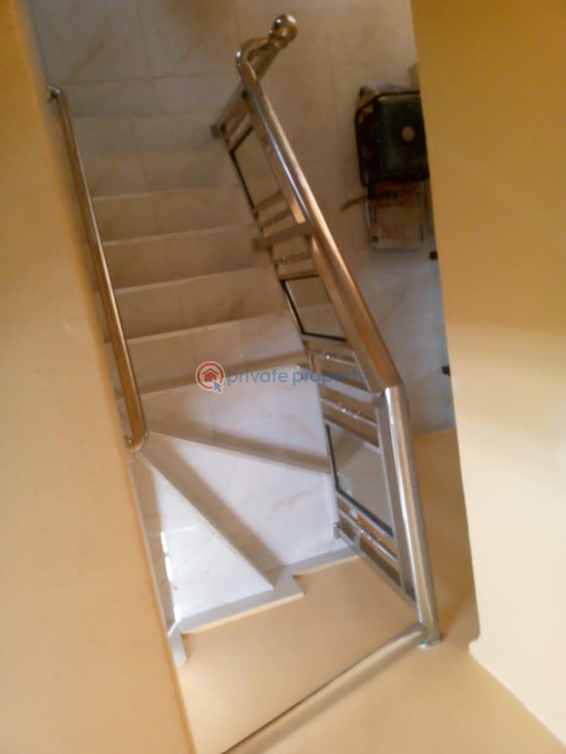 4 bedroom Detached Bungalow For Sale Mayfair Gardens Estate Awoyaya Ajah Lagos - 18