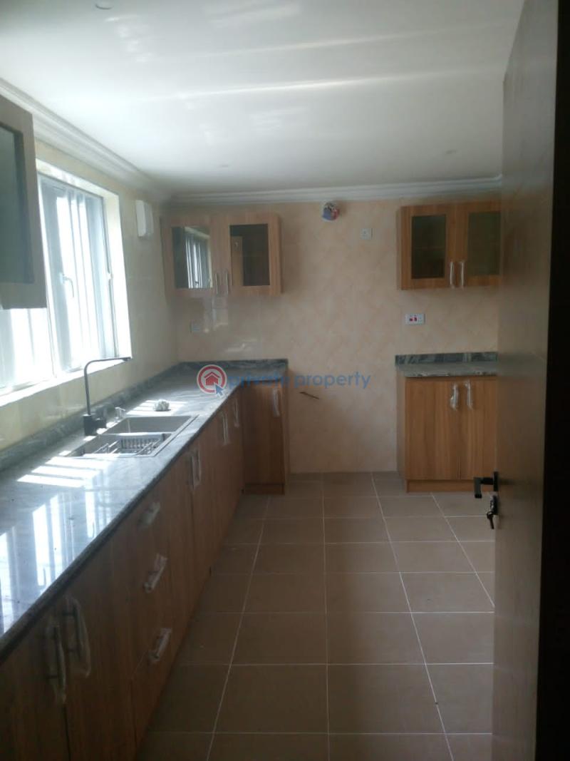 4 bedroom Detached Bungalow For Sale Mayfair Gardens Estate Awoyaya Ajah Lagos - 14