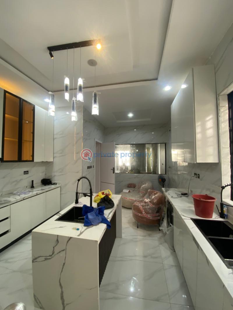 5 bedroom Detached Duplex For Sale Ologolo Lekki Lagos - 1