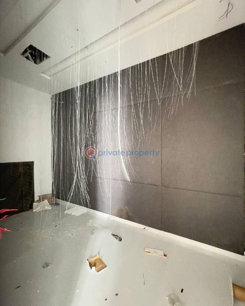 5 bedroom House For Sale Chevron Lekki Lagos - 8